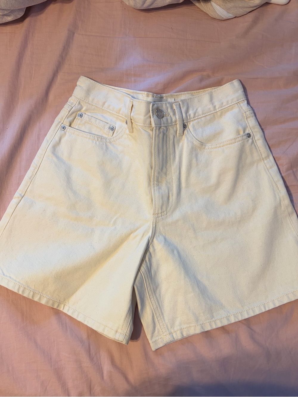 NWOT Dynamite High-Waist White Denim Shorts